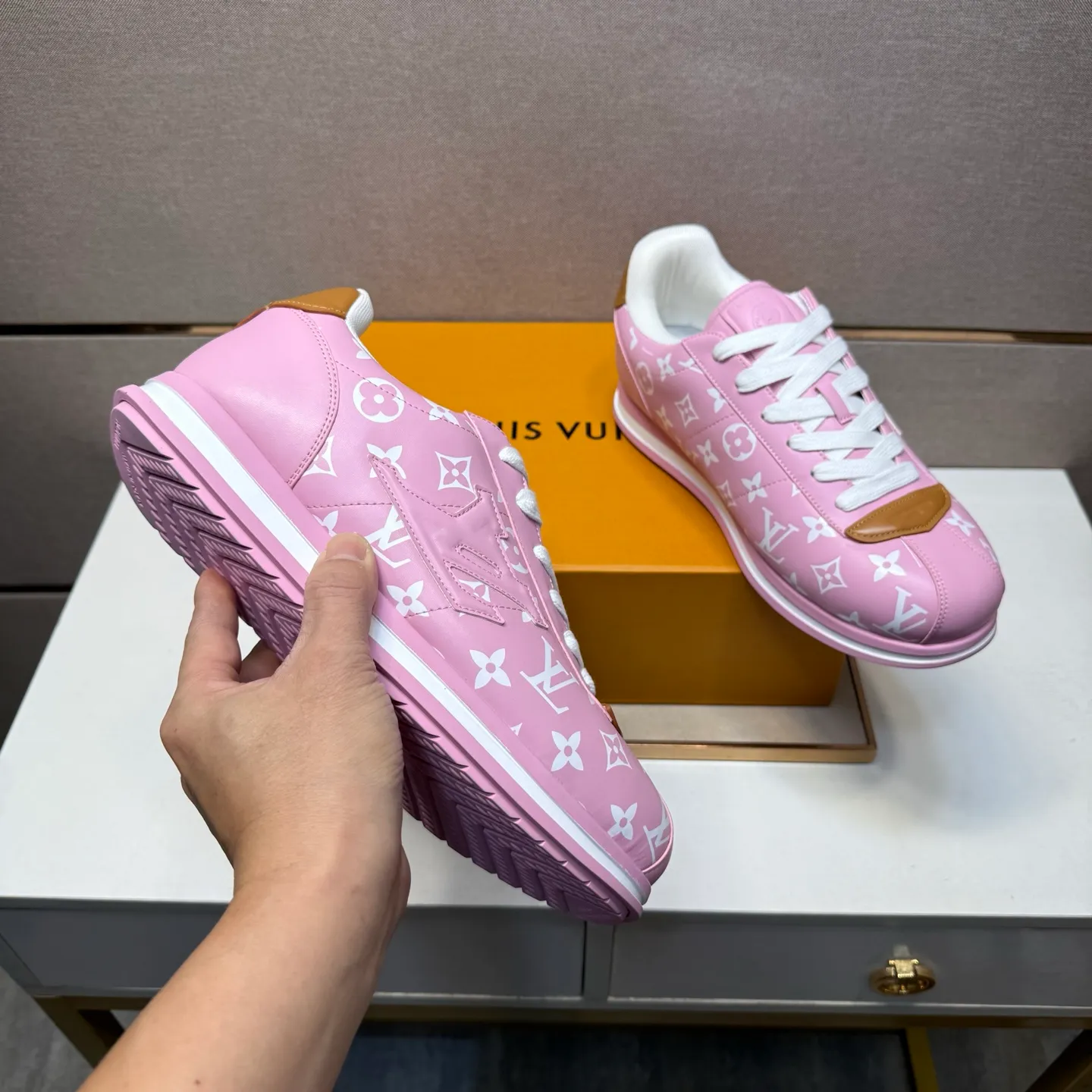 Men's men's shoes 💰pp560 [LV～] Men's casual shoes 2025z cabinet sales simultaneously 🔶Size: 38-44 #️⃣ 🔷4 colors🔜The upper is made of multi-material splicing➕Mesh lining, comfortable and breathable, sole: original comfortable and wear-resistant outsole, ⚠️real thing📱photographed🎬real thing is better📢📢📢
